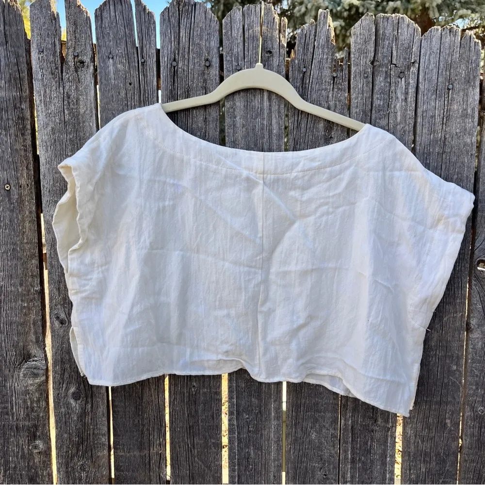 off white cropped shirt - Image 3