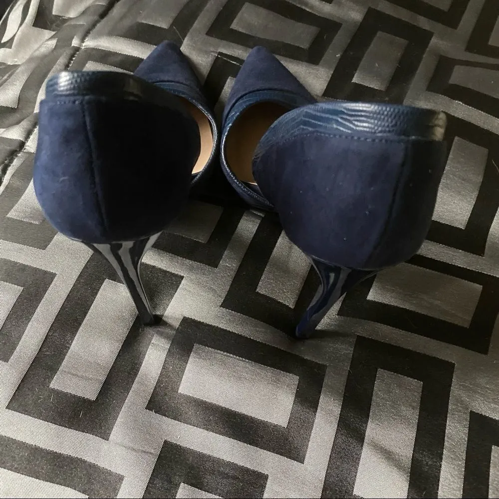 Shoedazzle suede navy blue pointy heel - Image 5