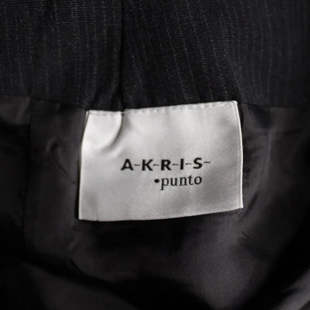 Akris Punto Wool Pinstripe Pencil Skirt Size US 6 Black Grey Lined Vented EUR 38 - Image 4