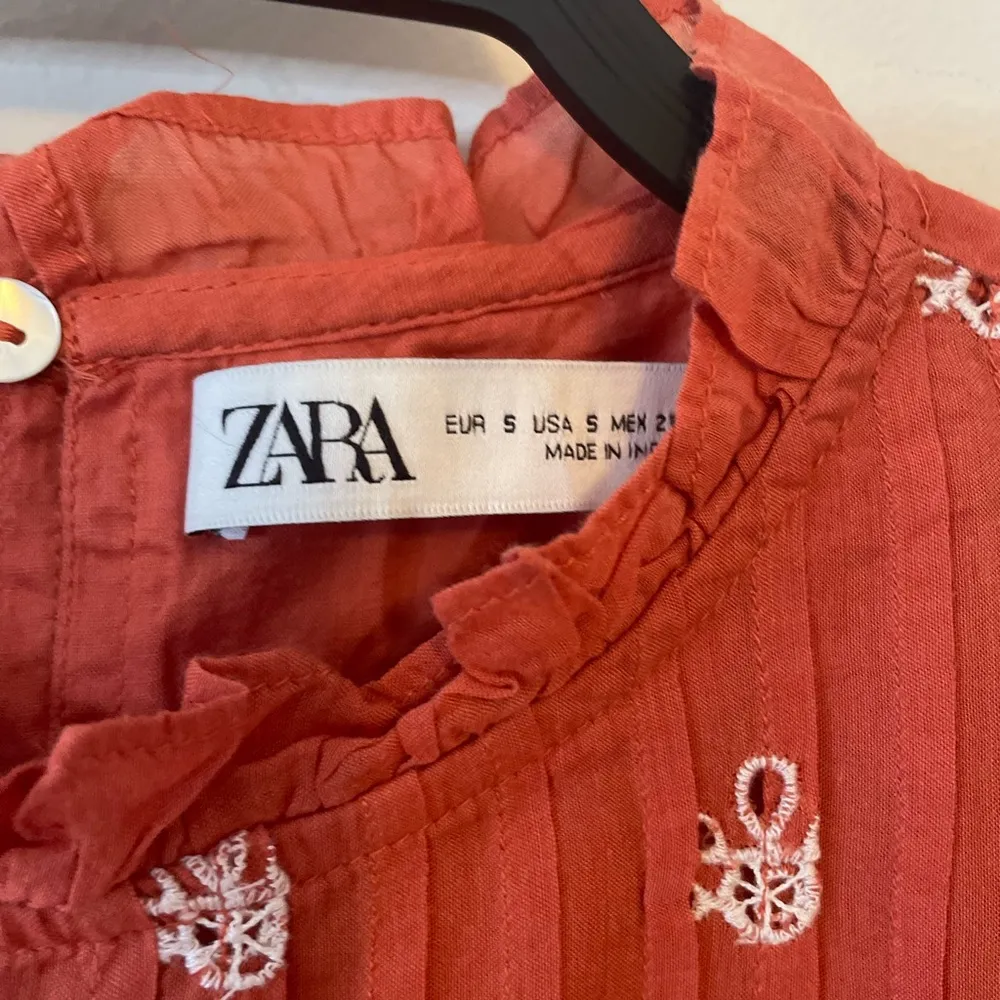 ZARA Ruffled Eyelet Embroidered Boho Long Sleeve Mini Dress in Coral Size S - Image 10