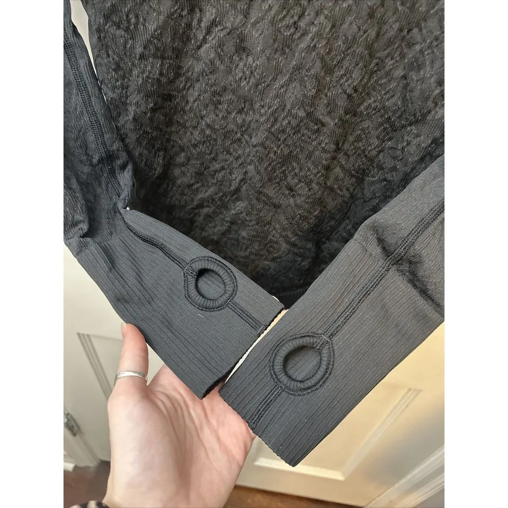 Rest Less Pullover Black Textured Long Sleeve Crewneck Top Size XXXS - Image 4