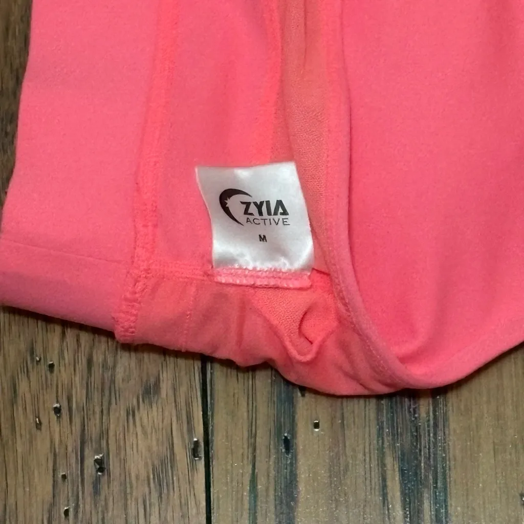 Zyia  Pink All Star Bra Size Medium - Image 3