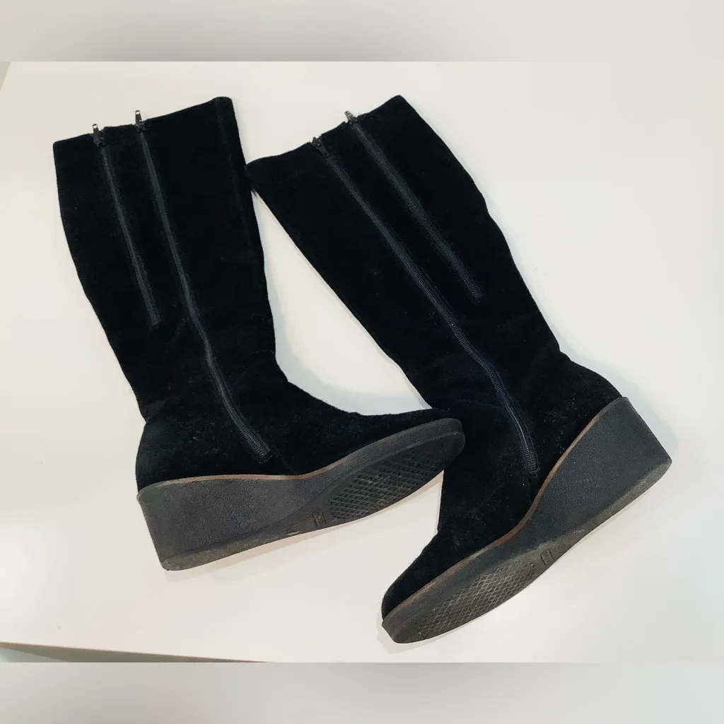 Comfy stylish tall boots on medium wedge heel 🖤🖤 - Image 10