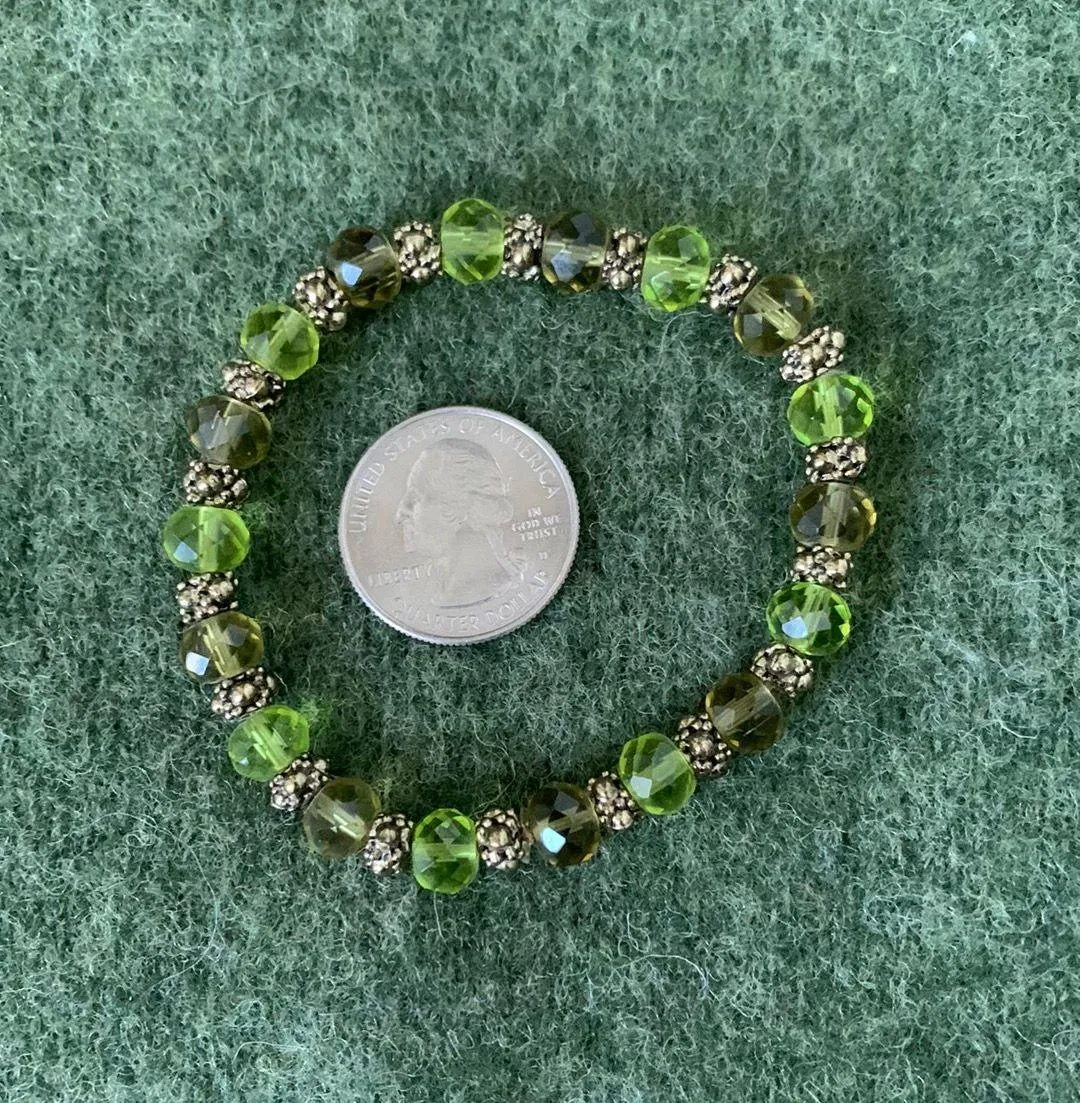 Green and Bronze Beaded Bracelet with Elastic Band #A8 - Image 4