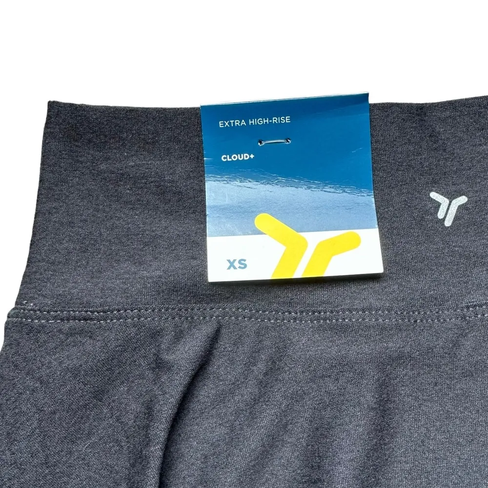 🆕Old Navy Active Black Extra High Rise Cloud+ Skort - Image 6