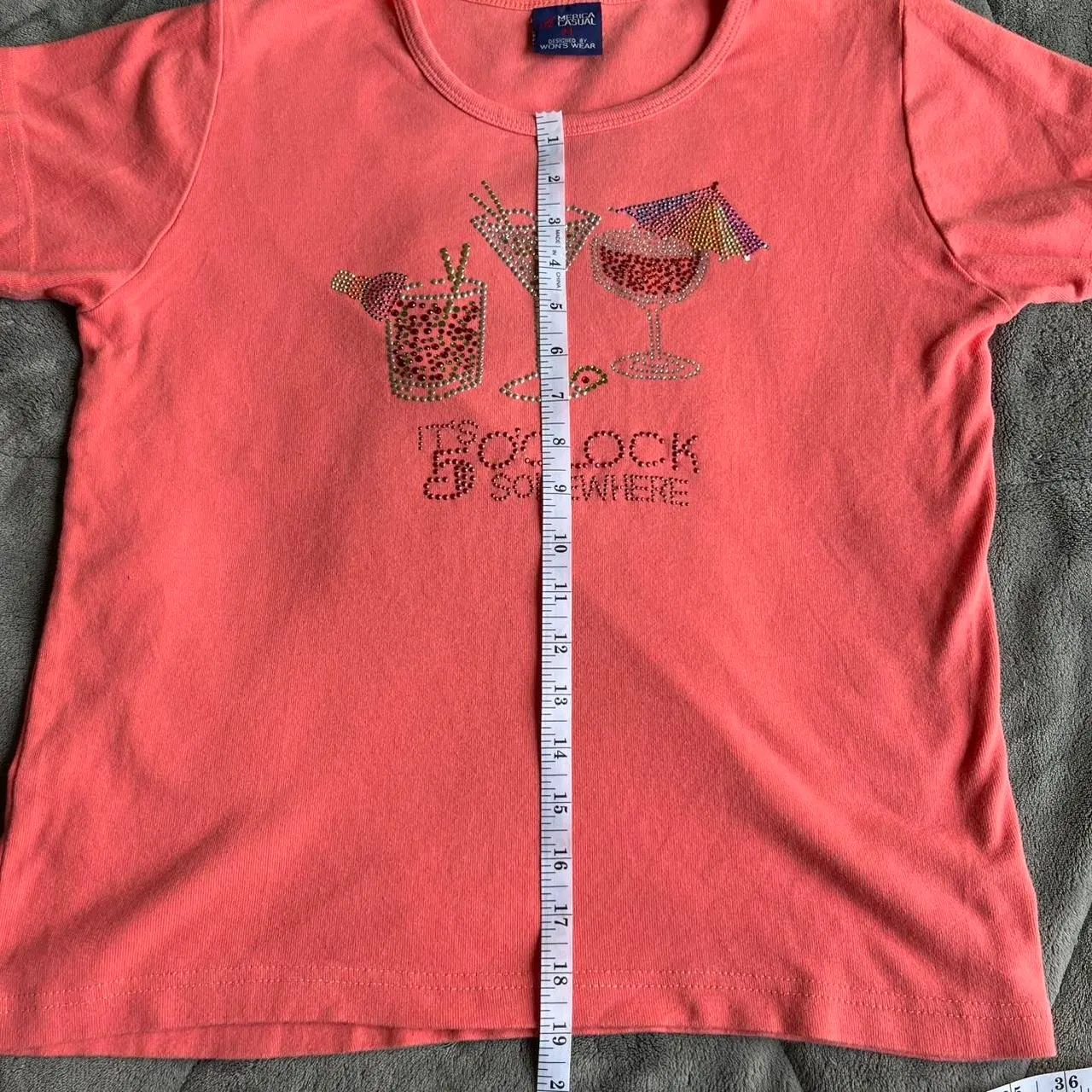 Vintage Y2K “it’s 5 o’clock somewhere” rhinestone bedazzled cotton tshirt medium - Image 7