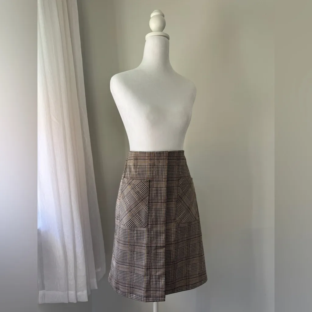 Soho Apparel Ltd. Brown & Black Plaid Houndstooth Print Knee Length Skirt - Image 5