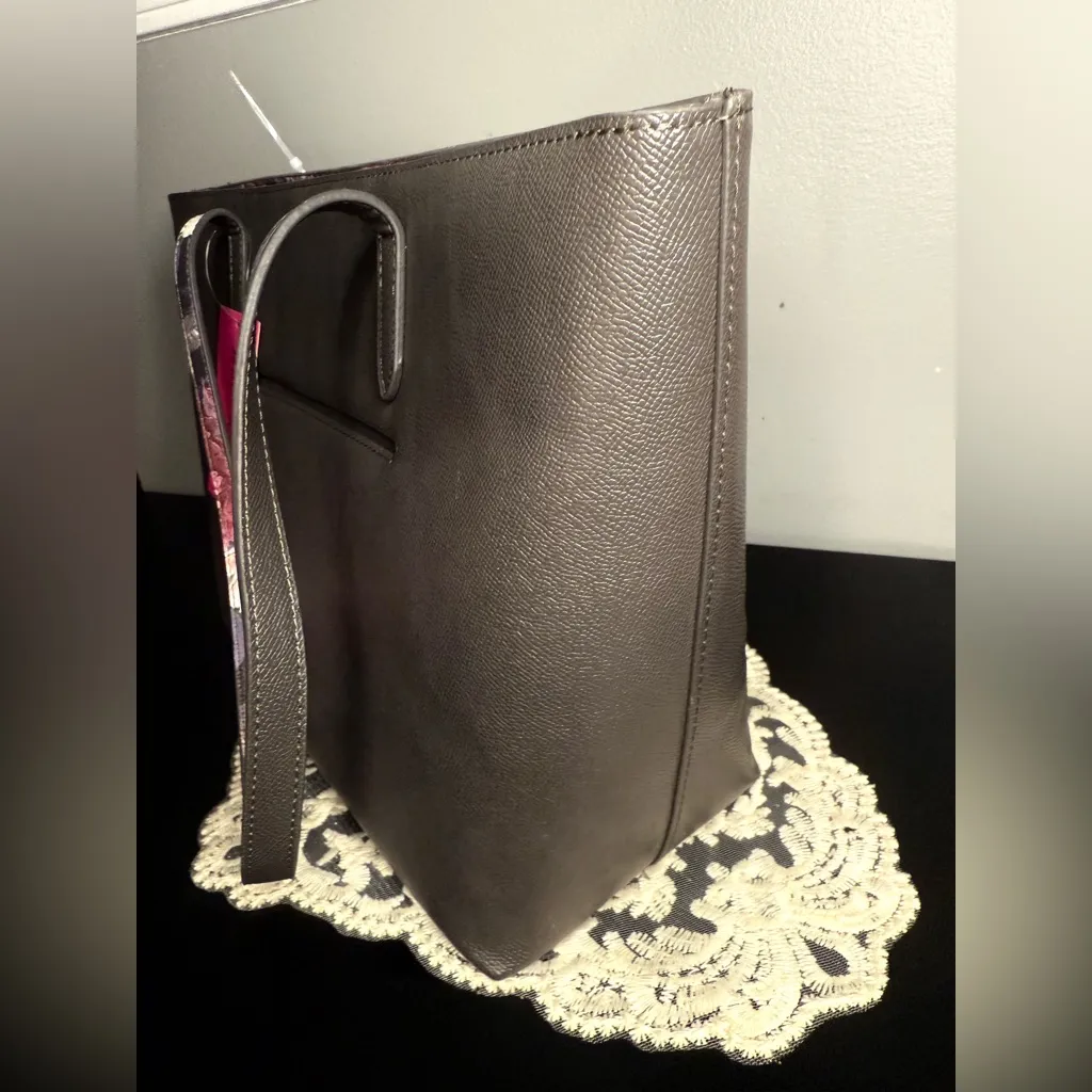 Betsey Johnson Gray Tote Bag with Removable Floral Pouch NWT - Image 6