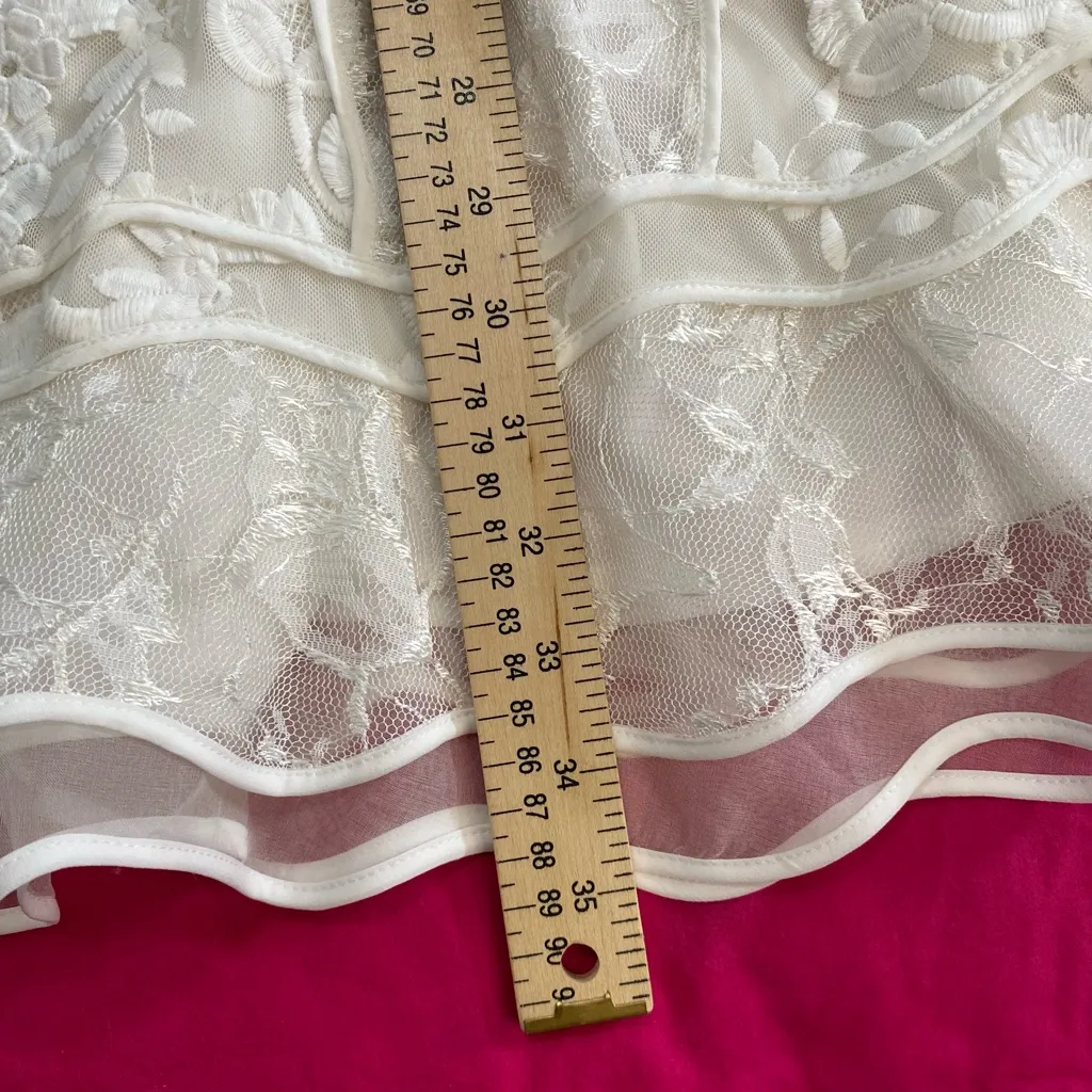 Sachin & Babi Women’s Size 8 White Lace A-Line Dress Long Sleeve Floral Relief - Image 11