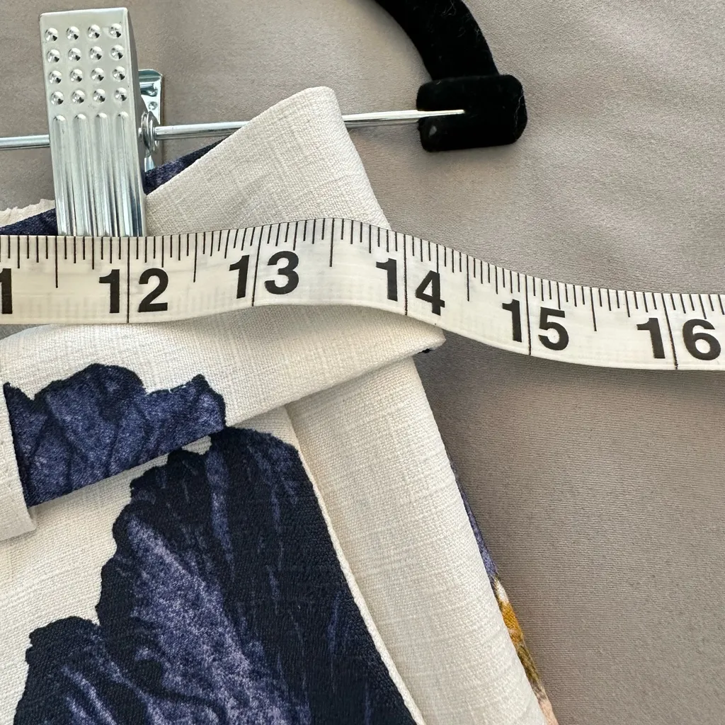 J.O.A. Gorgeous floral anthropology shorts - Image 8