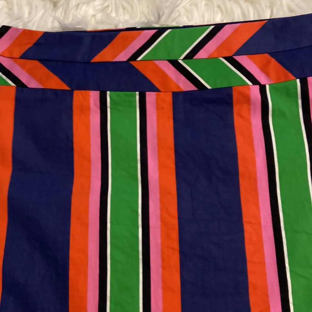 Trina Turk Los Angeles Skirt size 12 excellent condition - Image 2