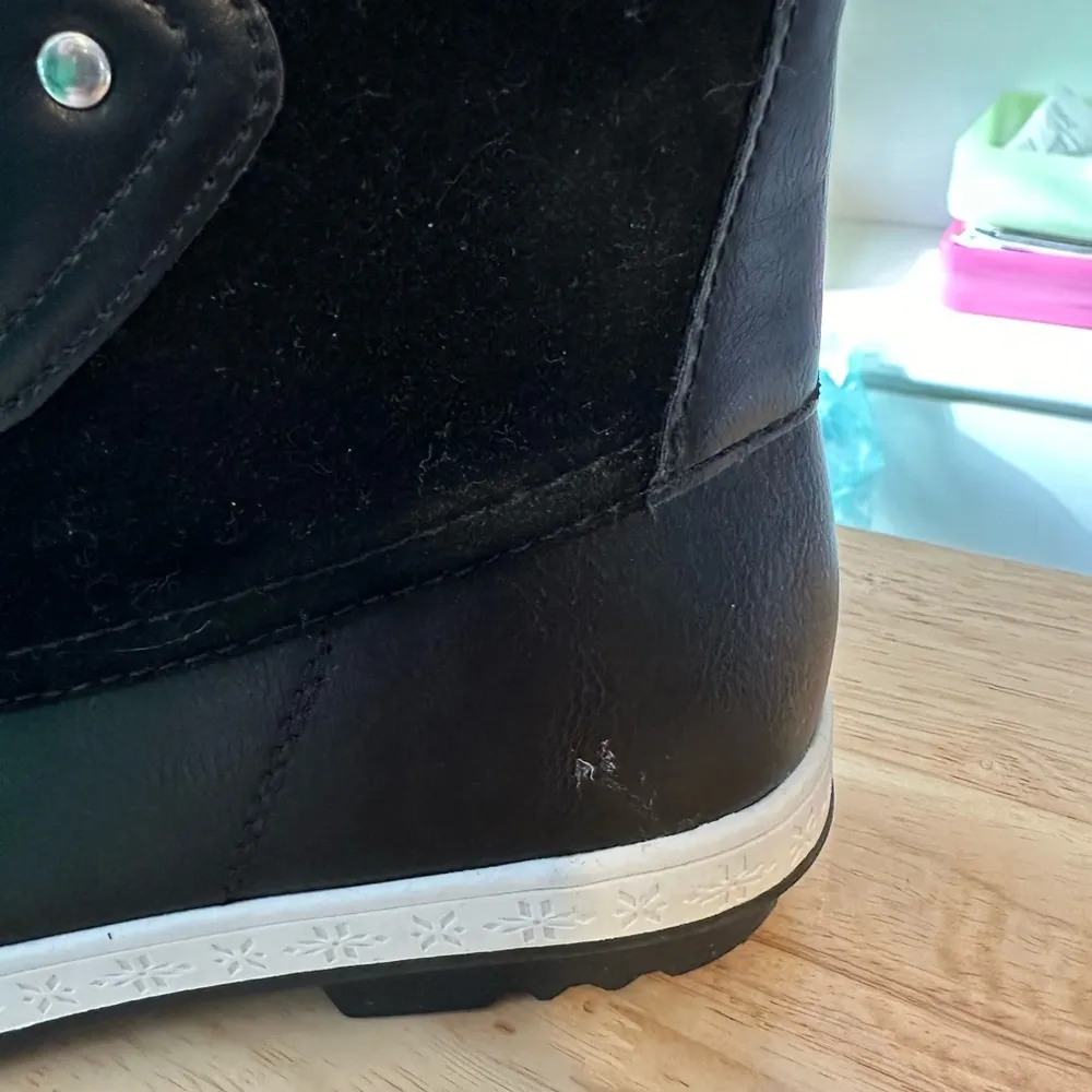 JustFab Marley Lace-Up Faux Fur Snow Boot in Black Caviar size 8 Winter - Image 4