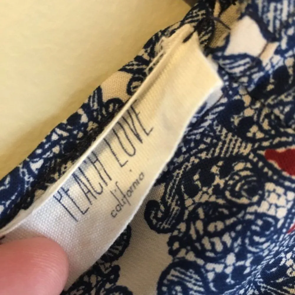 Peach Love california small blue top - Image 6