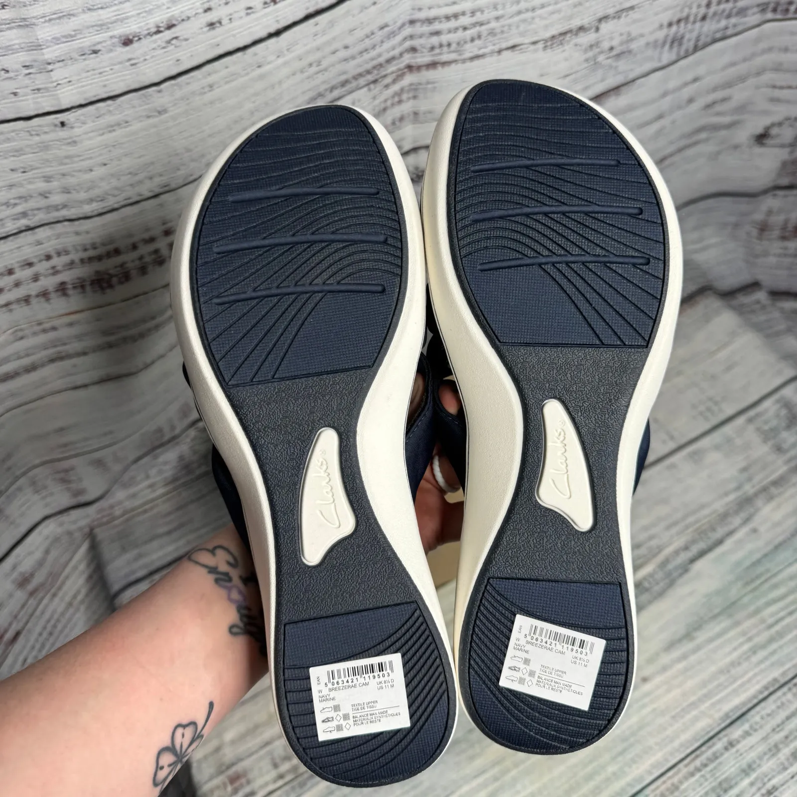 Clarks Cloudsteppers Washable Thong Sandals BreezeRae Ava 11M NWT - Image 5