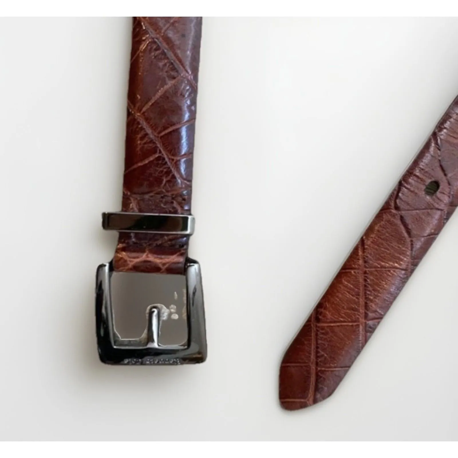 Kenneth Cole Waist Belt Women's Small Brown Leather Crocodile Embossed Classic - Image 2