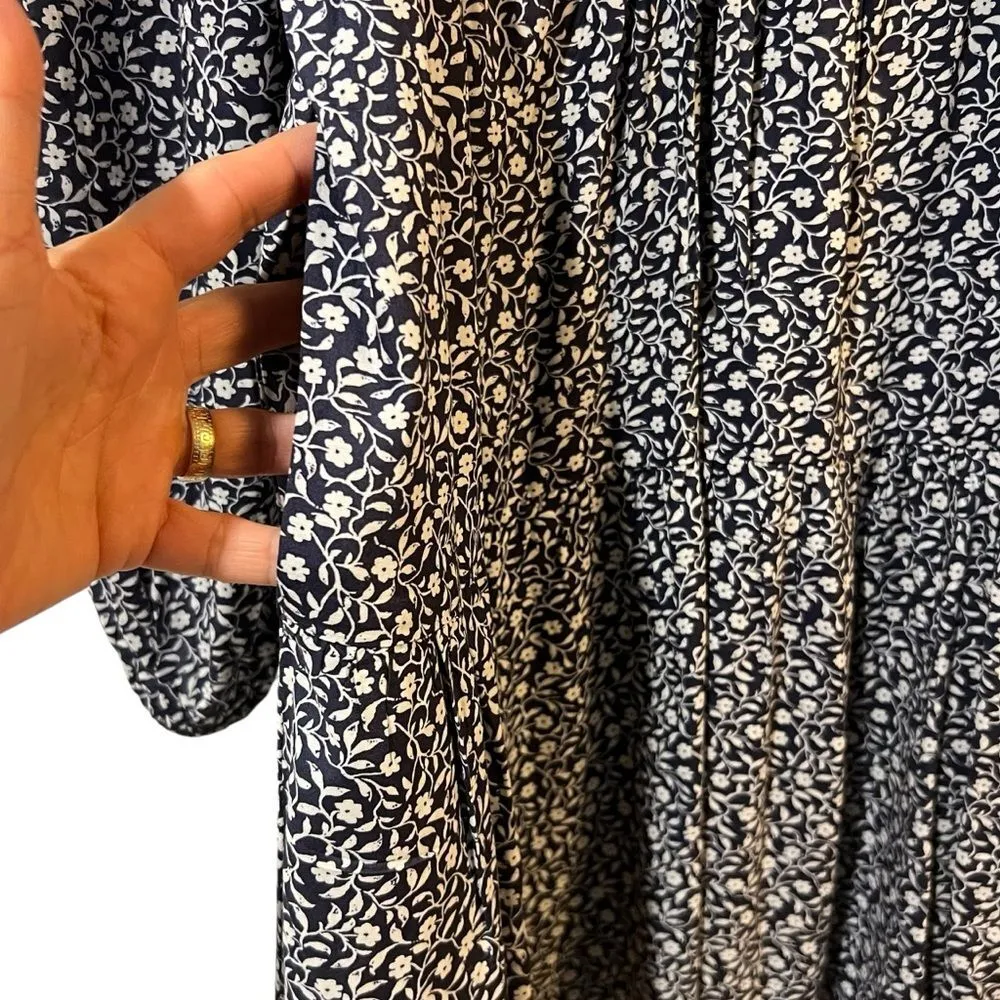 Old Navy Smocked Floral Babydoll Dress Blue MEDIUM Cottagecore Farm Prairie Boho - Image 5