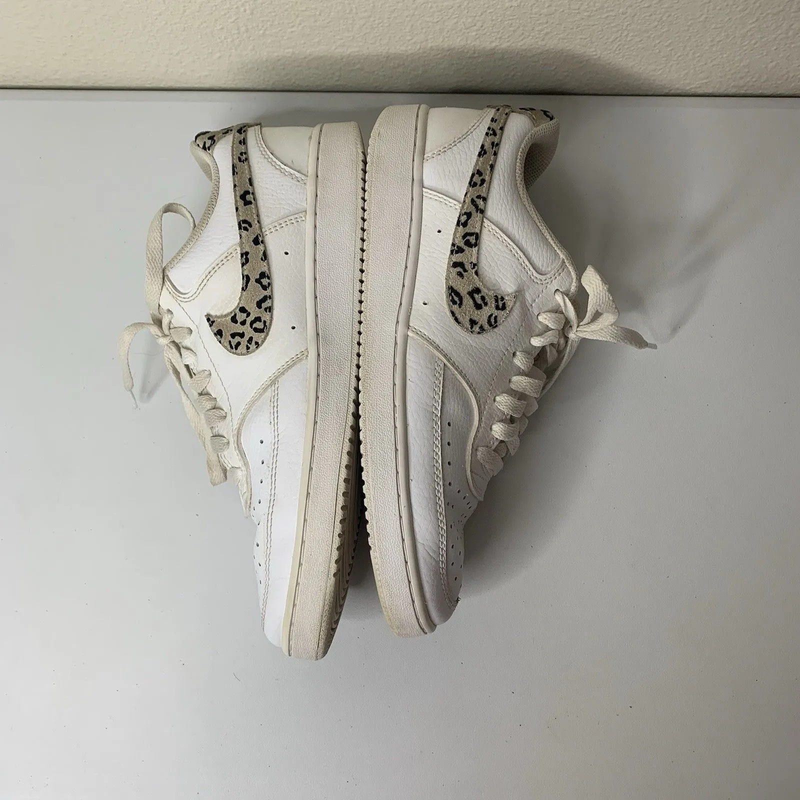 Nike Court Vision Low Womens Sz 9 White Desert Leopard Swoosh Shoes Sneakers - Image 6