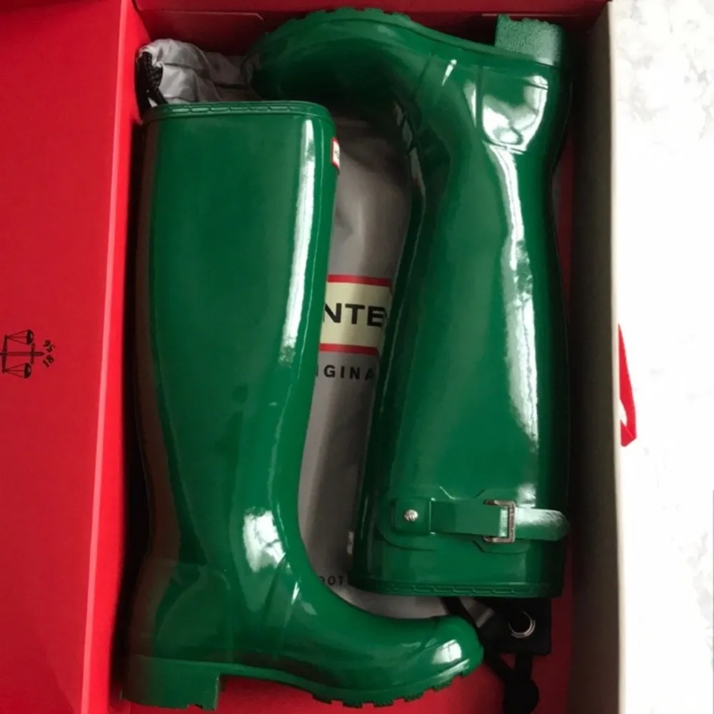 NIB Hunter Boots Hyper Green - Image 2