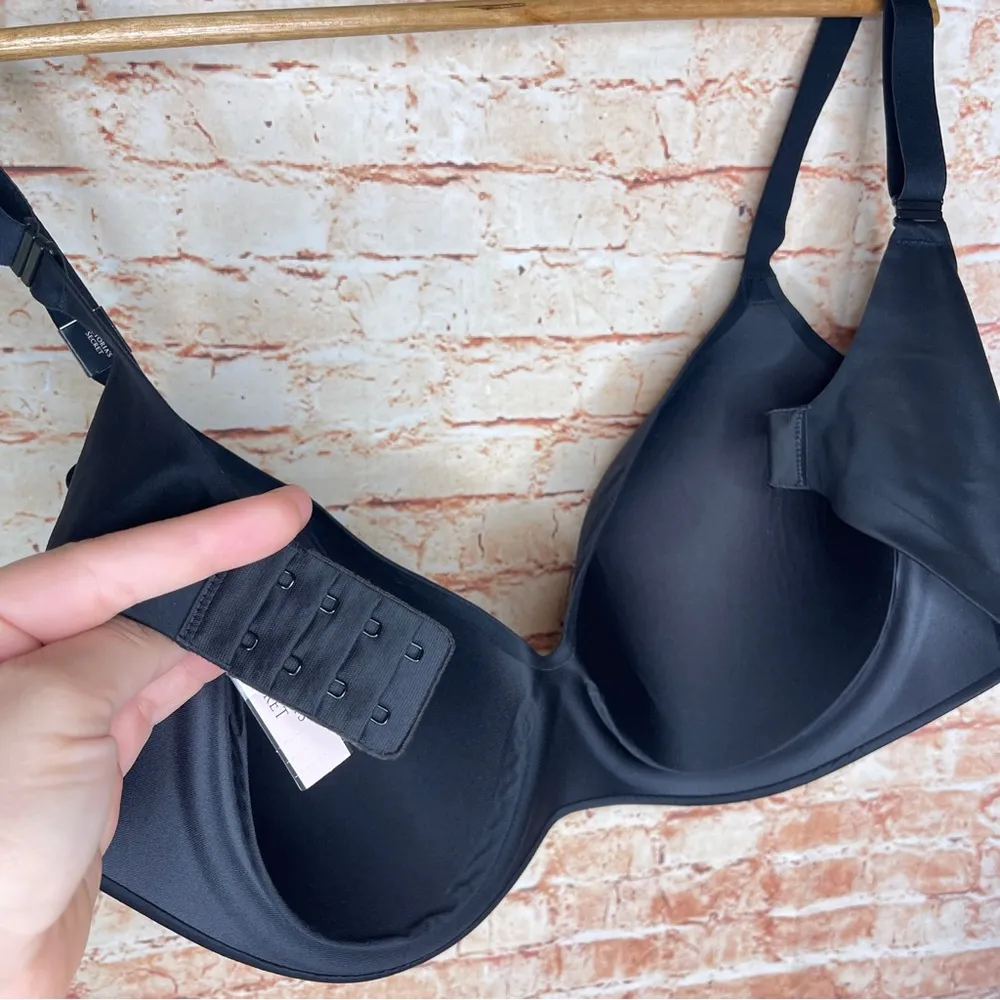 VICTORIA'S SECRET BARE | Infinity Flex Wireless Perfect Shape Bra in Black - Image 3