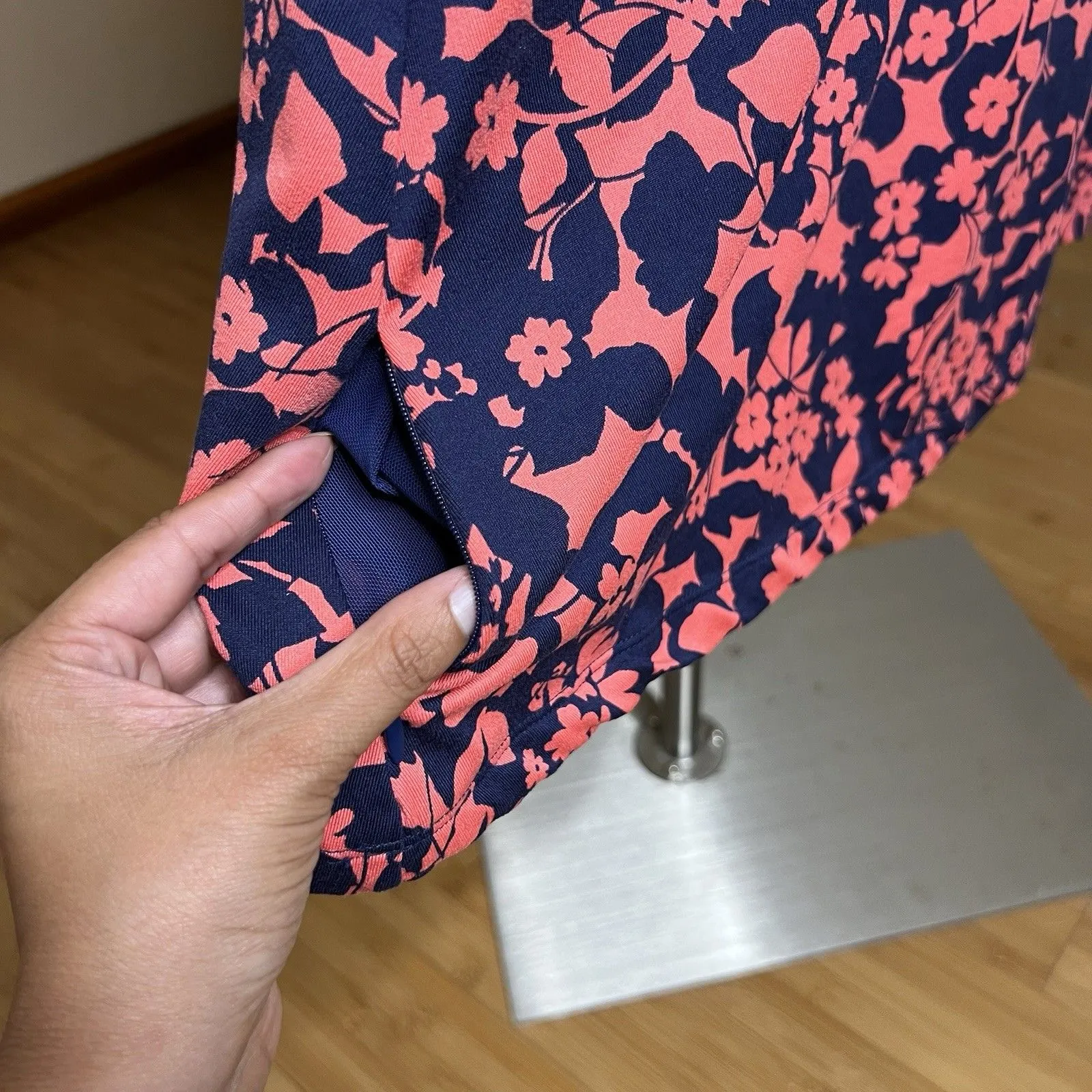 Title Nine Athletic Dress Womens XL Hillary Fleur Coral Reef V Neck Sleeveless - Image 6