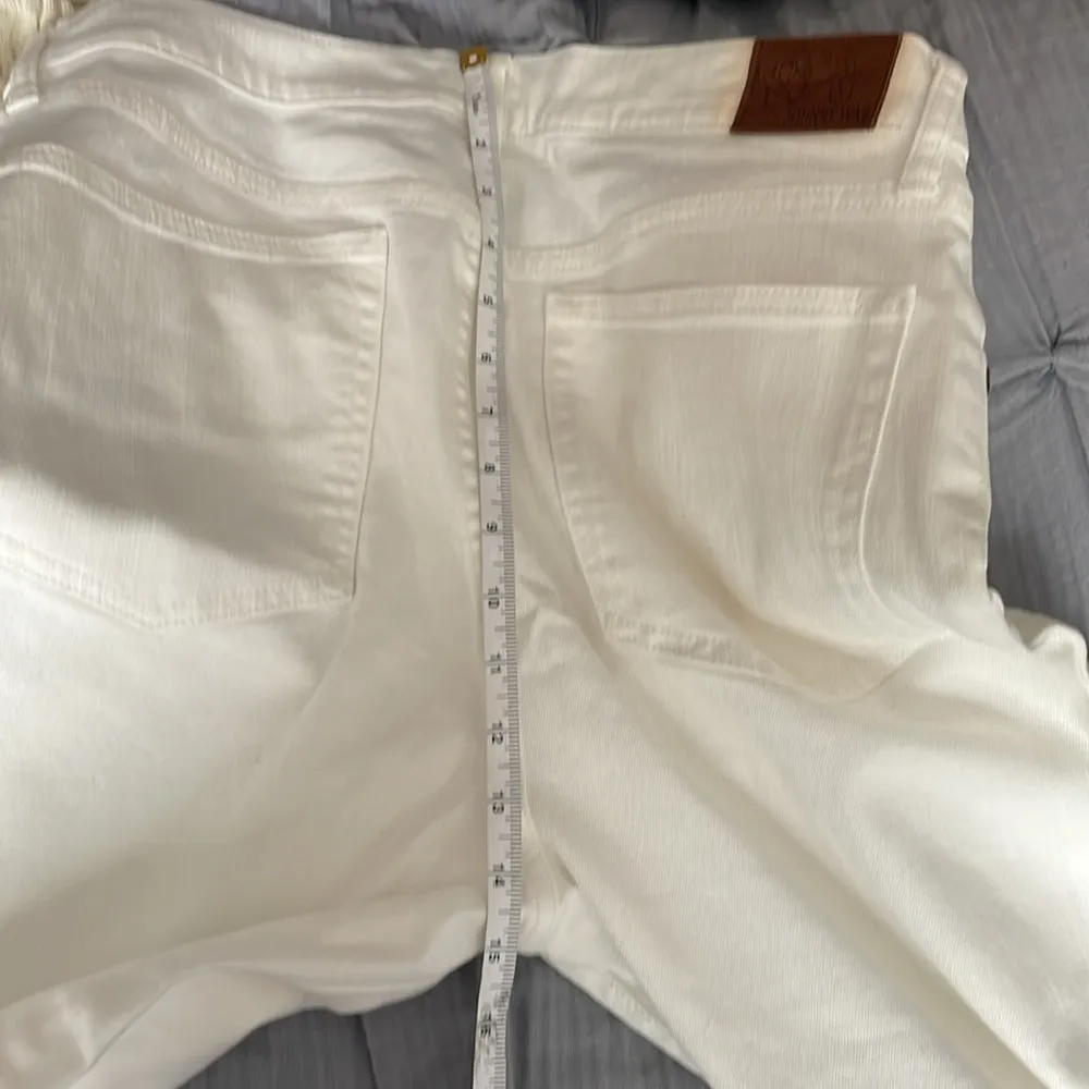 Johnny Was Eyelet Embroidered White Jeans size 32 - Image 8