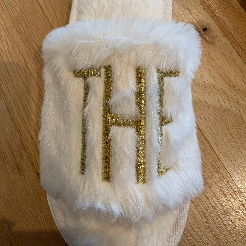 Bridal Slippers White Size 6 - Image 6