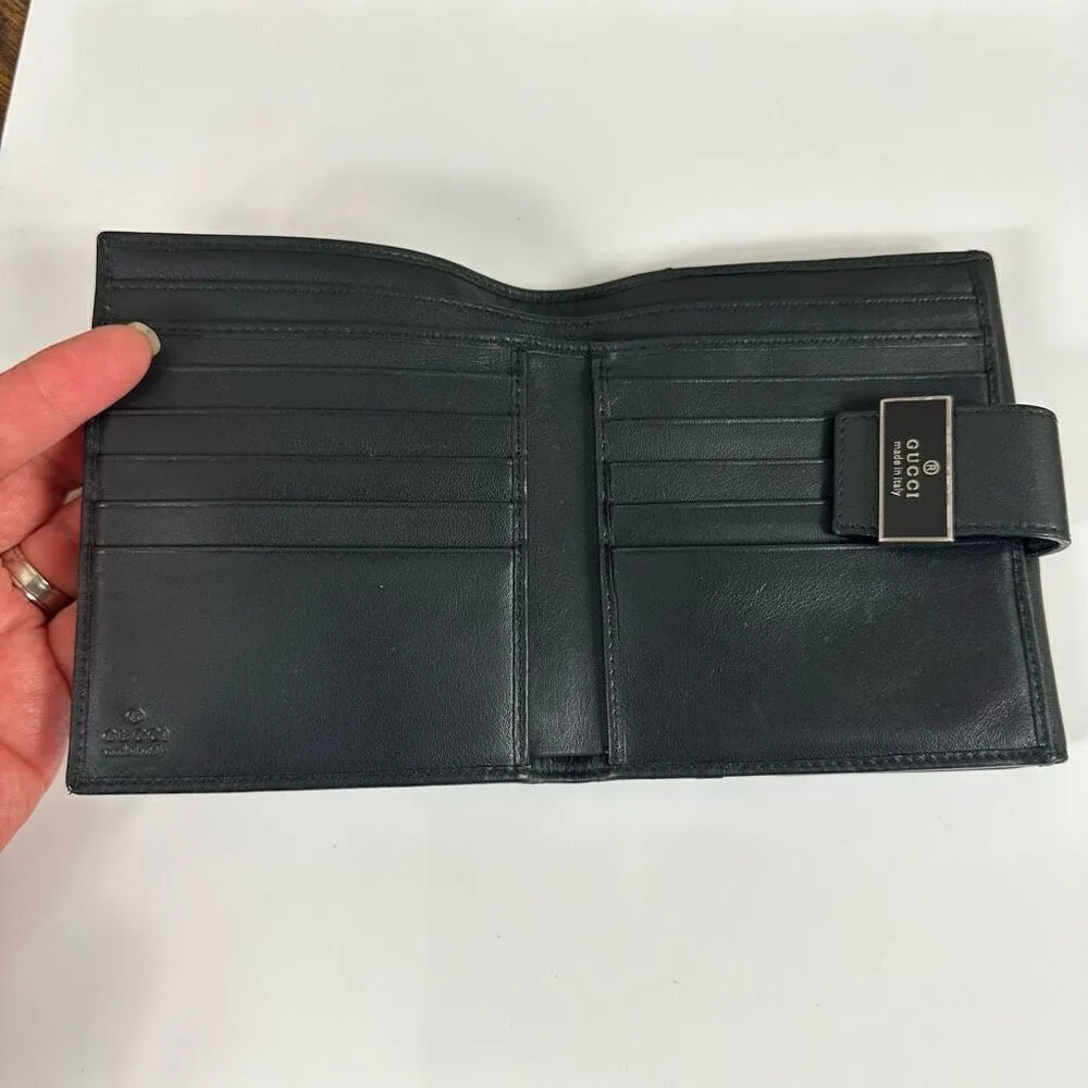 Gucci Trademark Plate‎ Black Leather Compact Wallet - Image 4