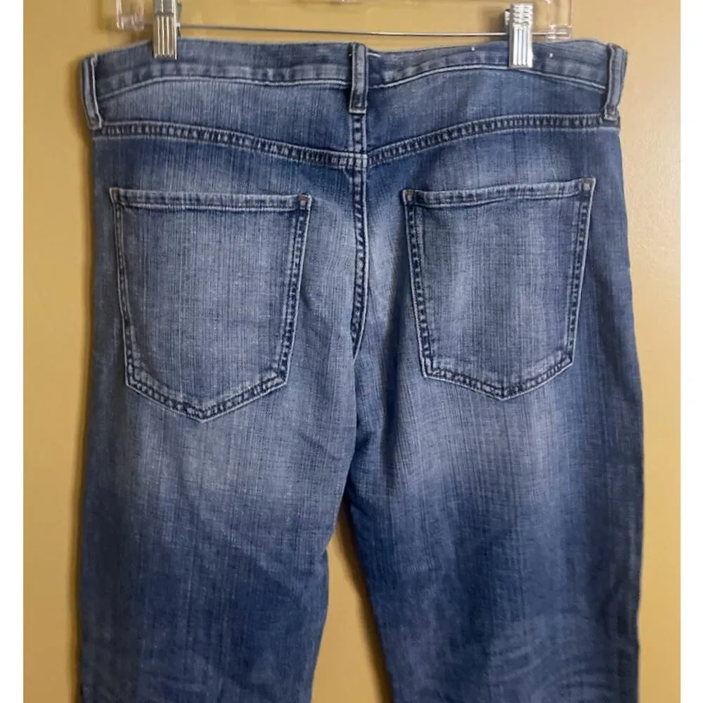 Banana Republic Women's Distressed Boyfriend Jeans Size 30L - Image 7