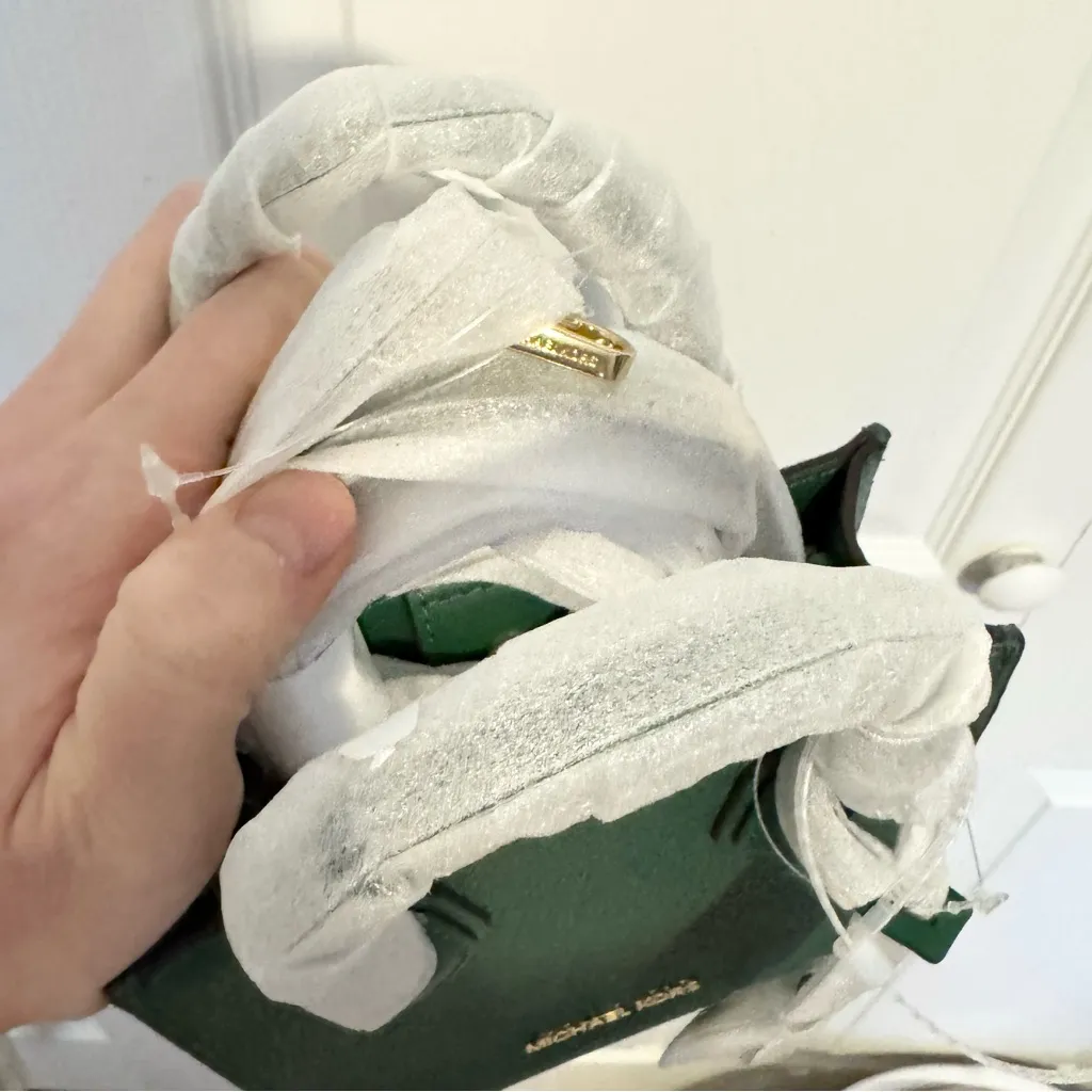 NWT MICHAEL KORS Mercer Extra-Small Pebbled Leather Crossbody Bag - Jewel Green - Image 12