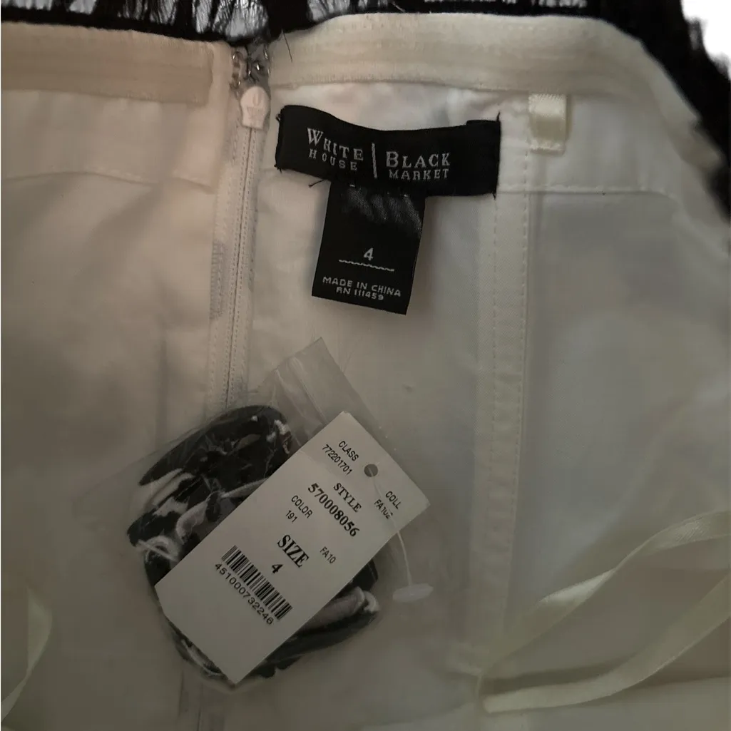 Vintage Y2K White House Black Market Monochrome Corset - Image 3