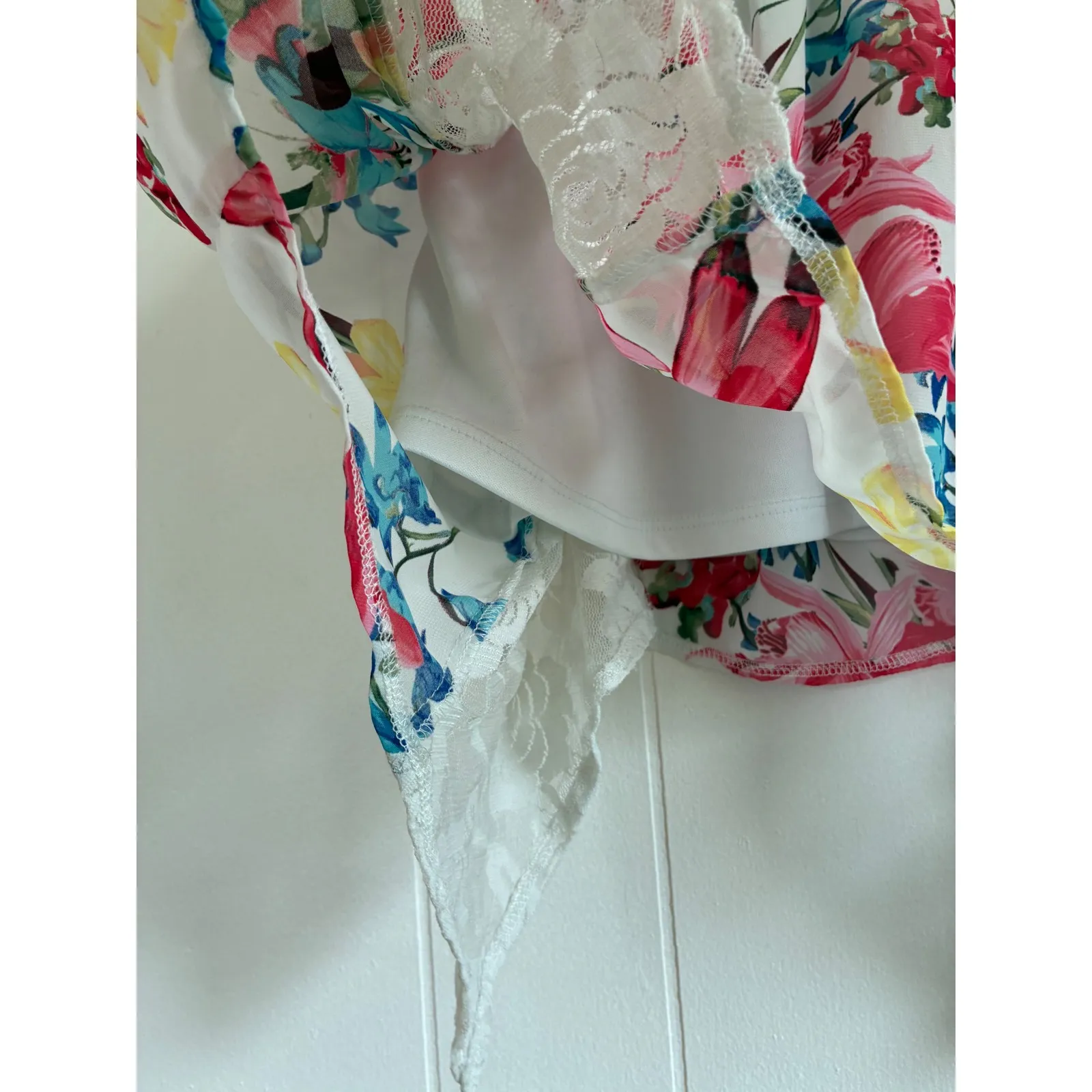 Venus Strapless Smocked Floral Lace Trim Fairycore Handkerchief Hem Top Womens S - Image 3