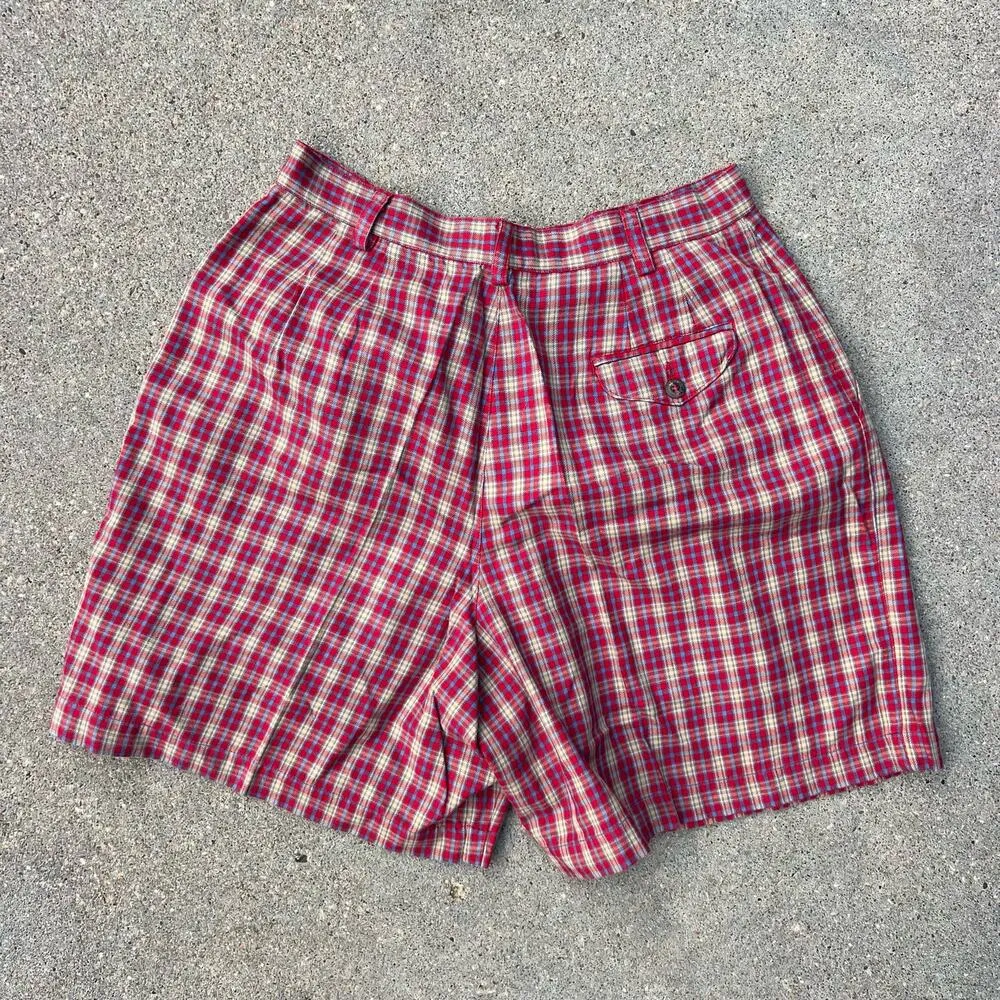 Vintage 90s Liz Sport red tan plaid high waist pleated wide leg mom shorts - Image 2