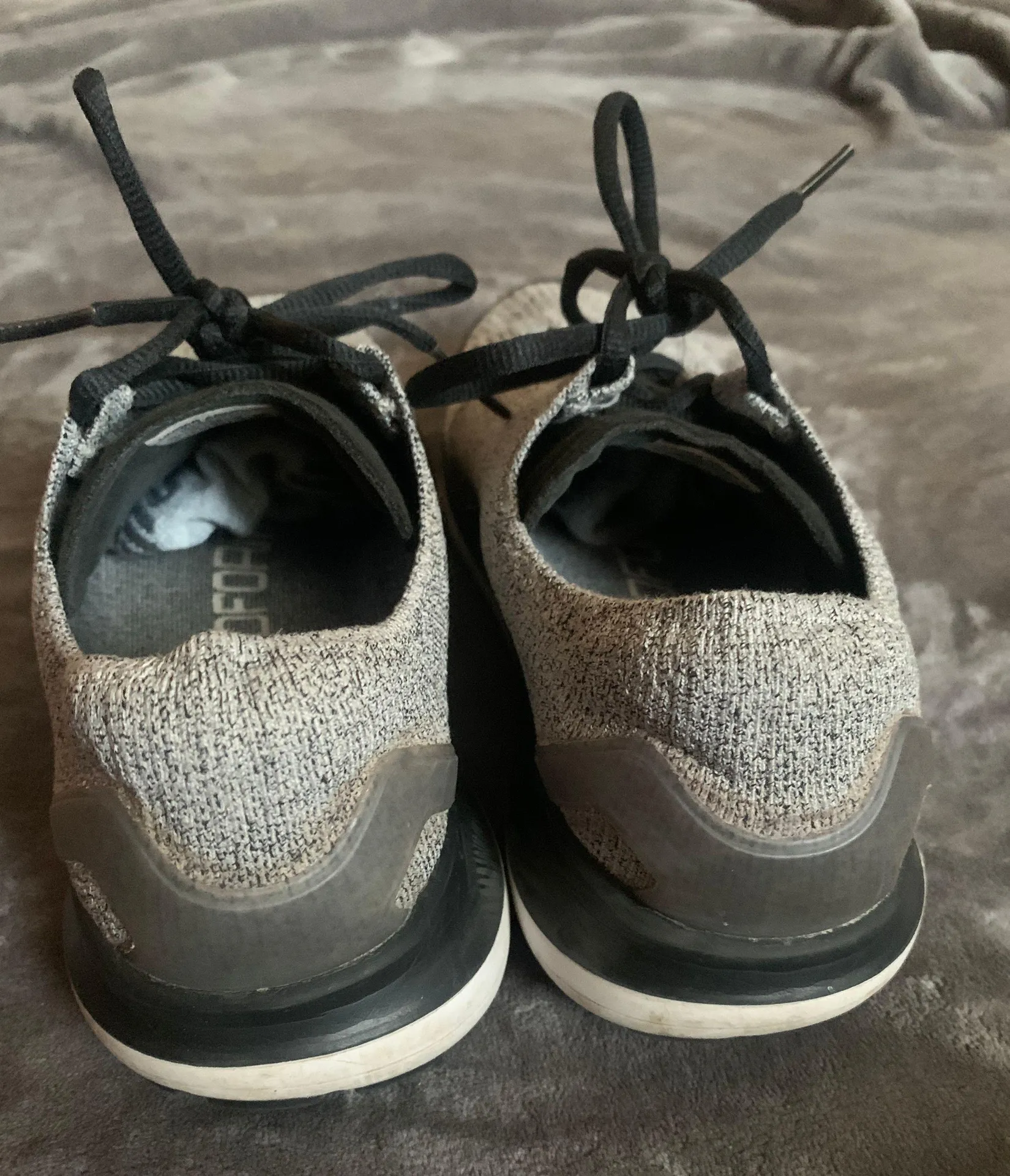 Under Armour Running Shoes - Image 4