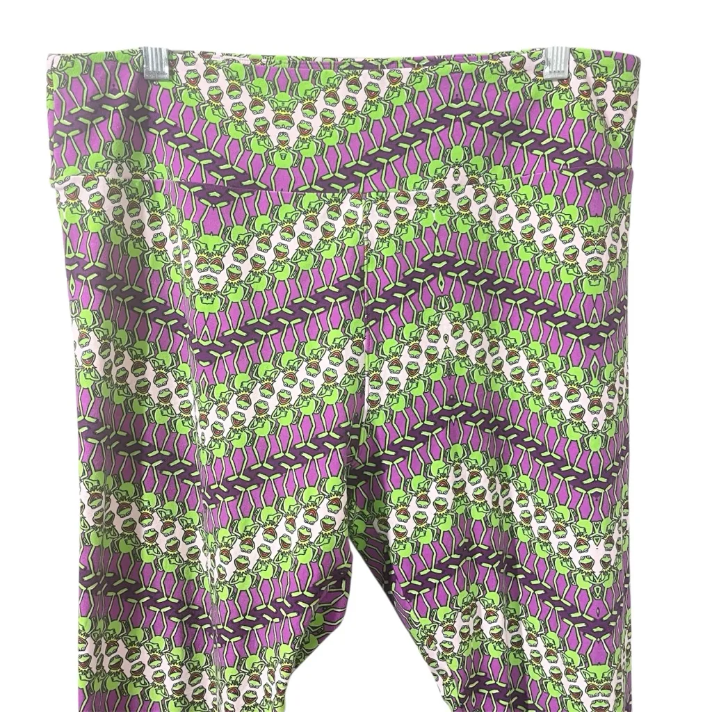 LuLaRoe Kermit the Frog Chevron print pink/green leggings one size - Image 2
