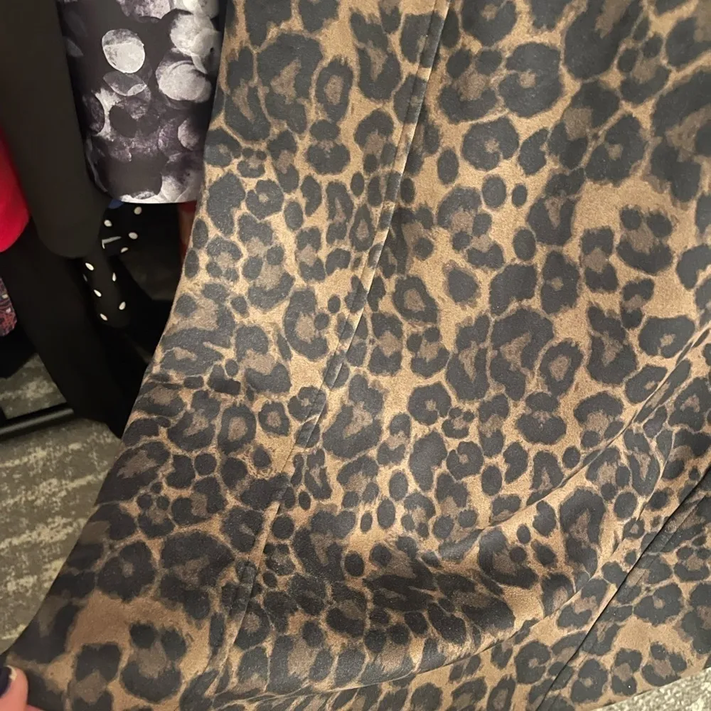 🍁TOMMY HILFIGER Velvet Brown Animal Print Sleeveless Dress Size: 16 - Image 6