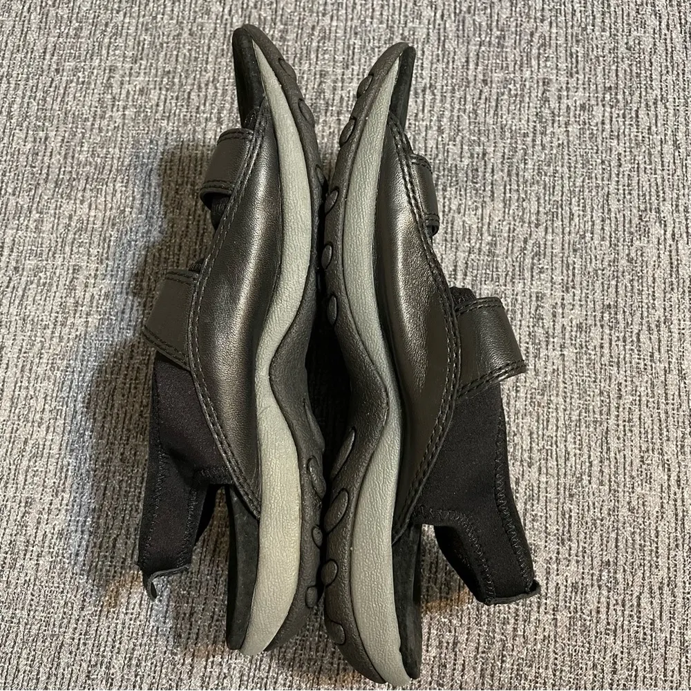 Easy Spirit Women’s Sandals - Image 4