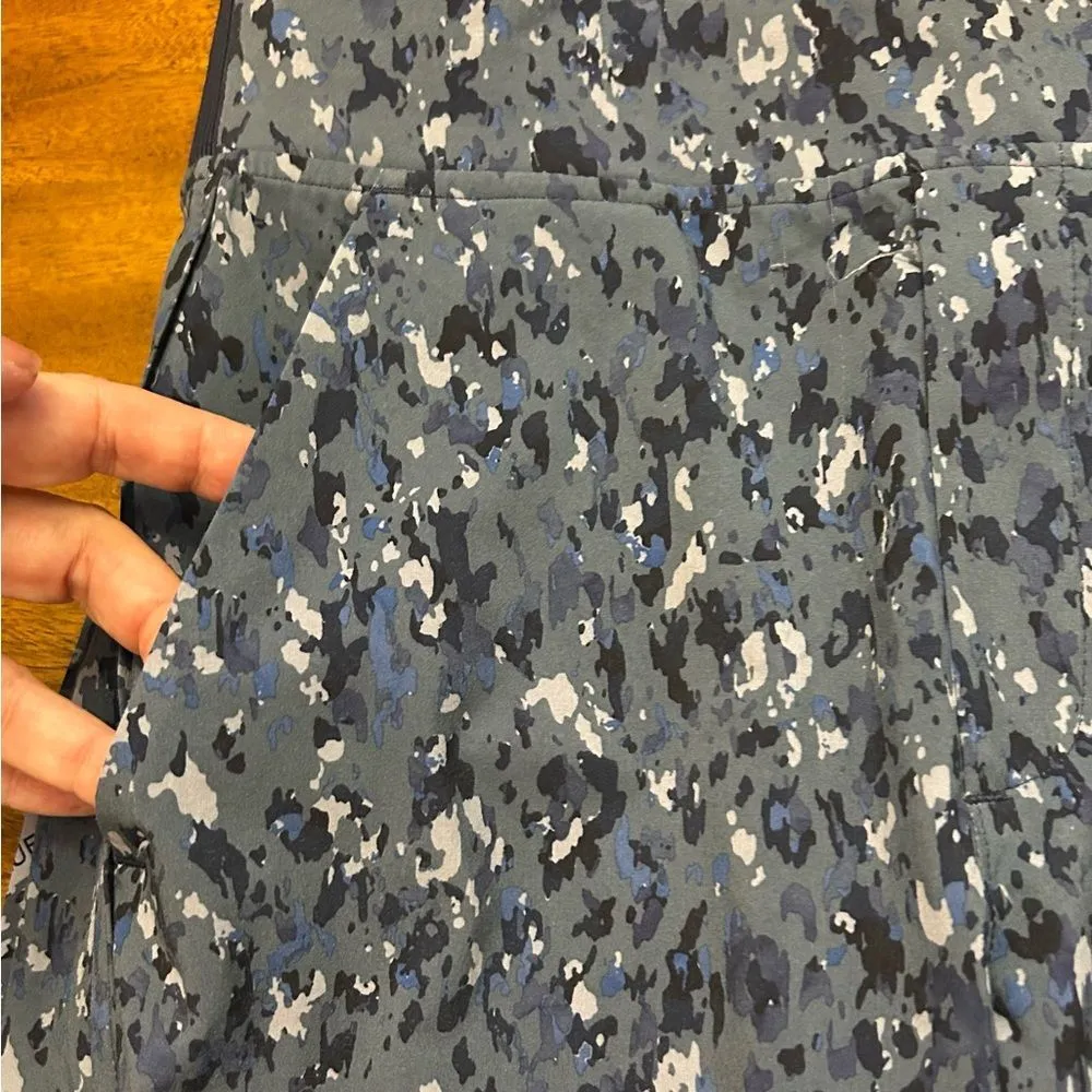 Athleta Brooklyn Ankle Pants in Captivate Chrome Blue Print Size 2 style 837436 - Image 12