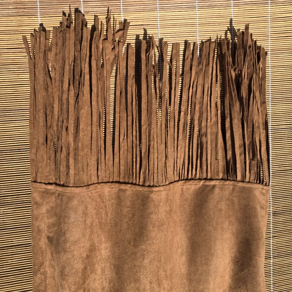 Mittoshop Suede vest medium with fringe M - Image 9