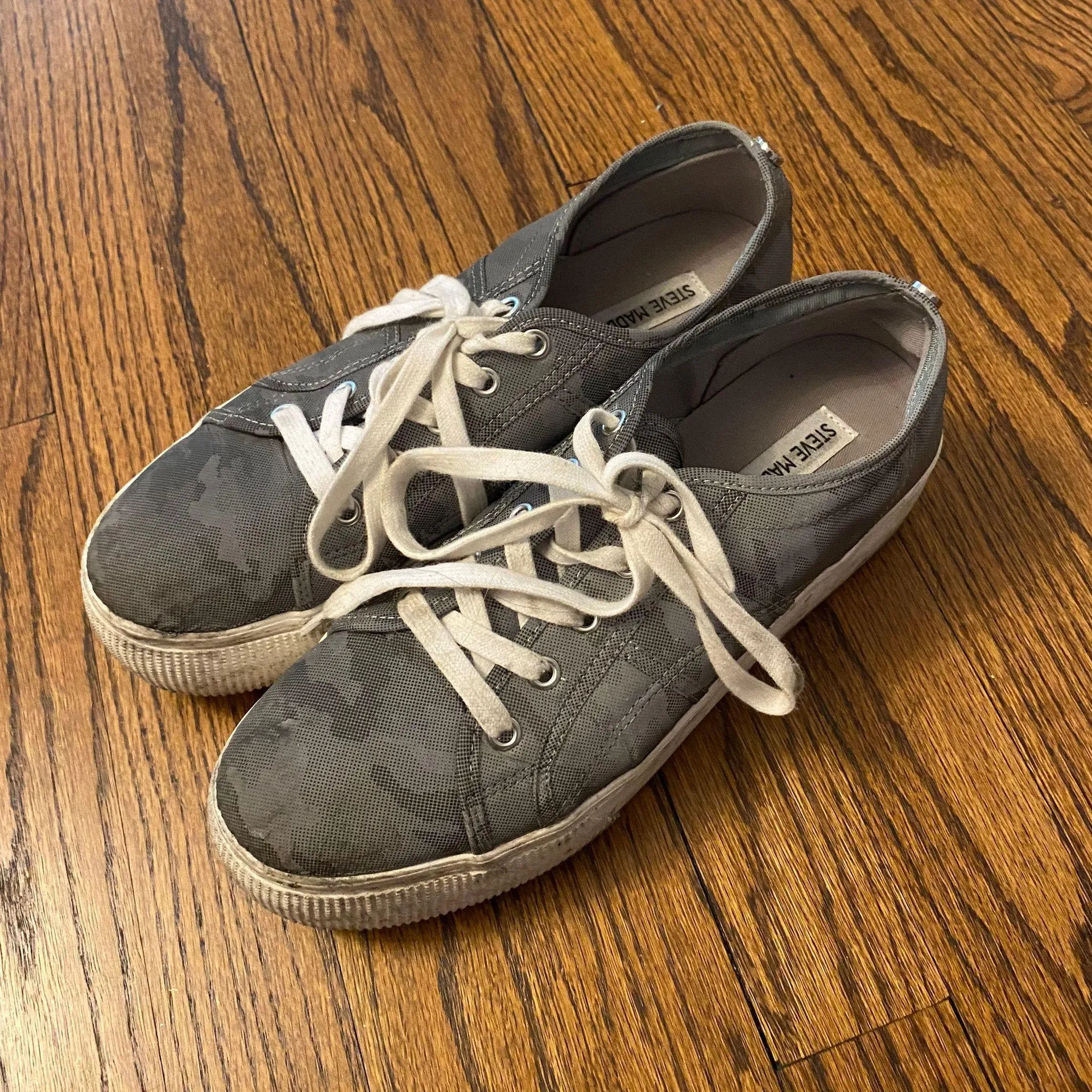 Reflective  Platform Camo Sneakers - Image 4