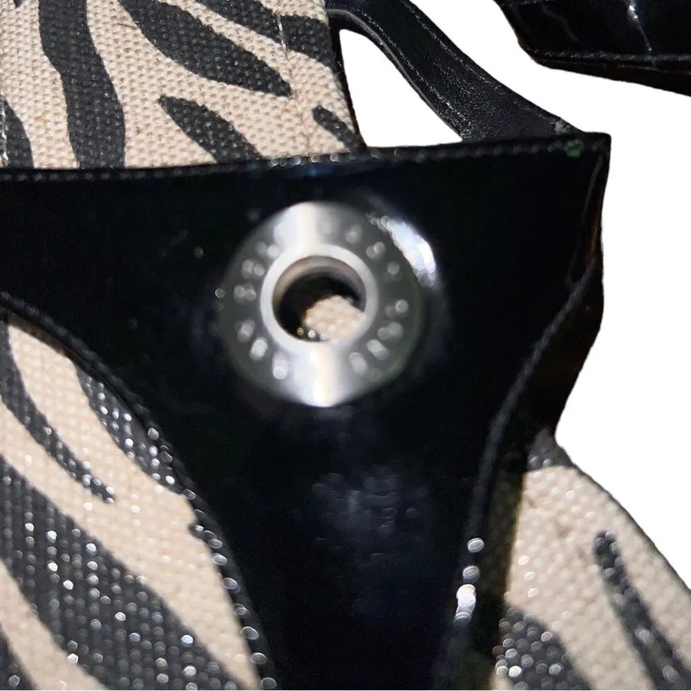 Cole Haan faux patent leather black and zebra print flip flops women’s 9B - Image 5