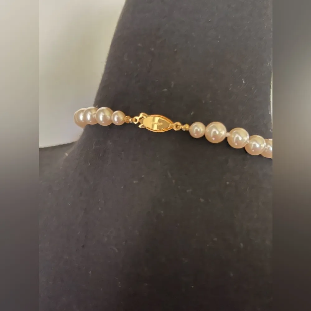 Faux Pearls Necklace Signed Japan on Clasp - Image 3