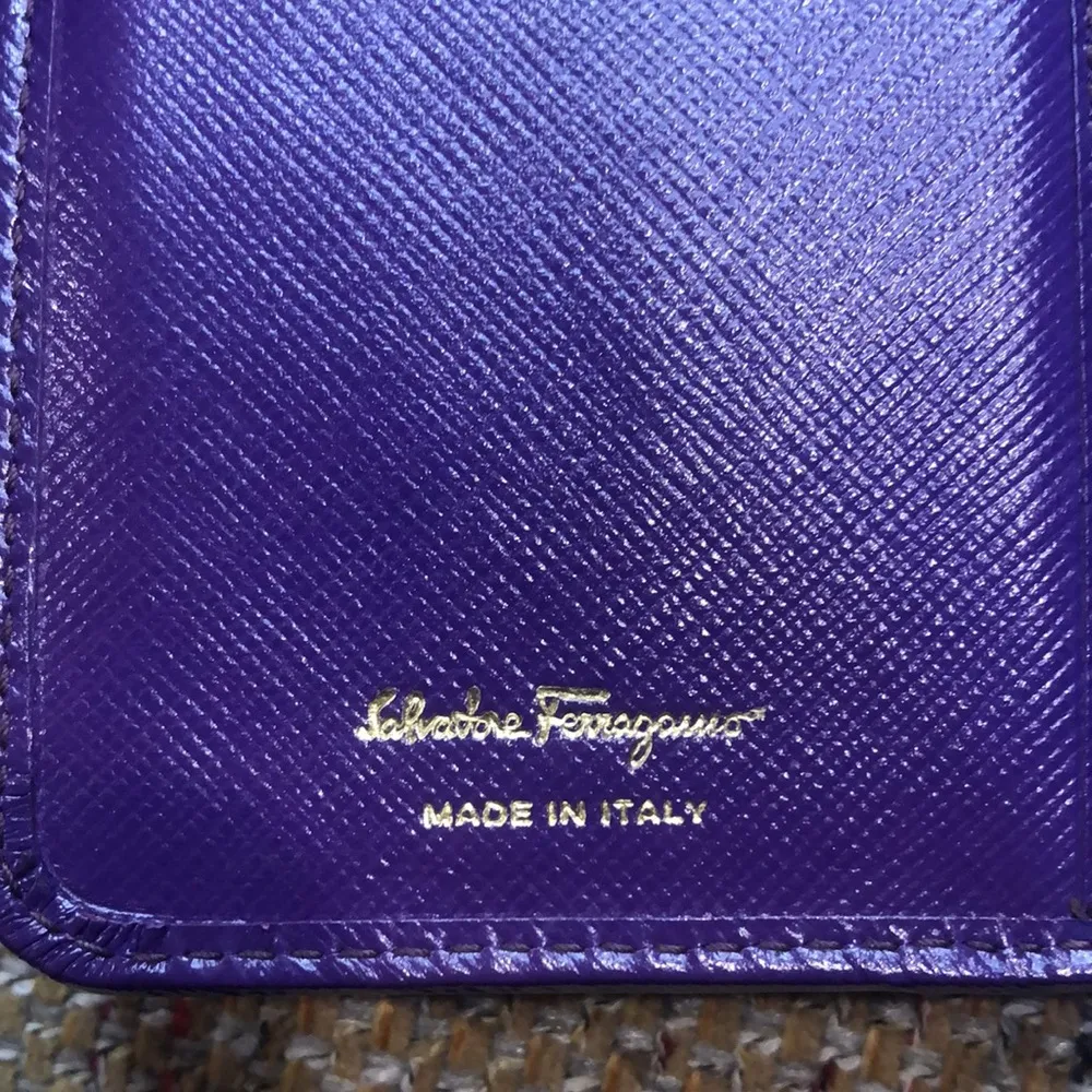 SALVATORE FERRAGAMO Gancini Purple Leather Bifold Full Zip Coin Section Wallet - Image 6