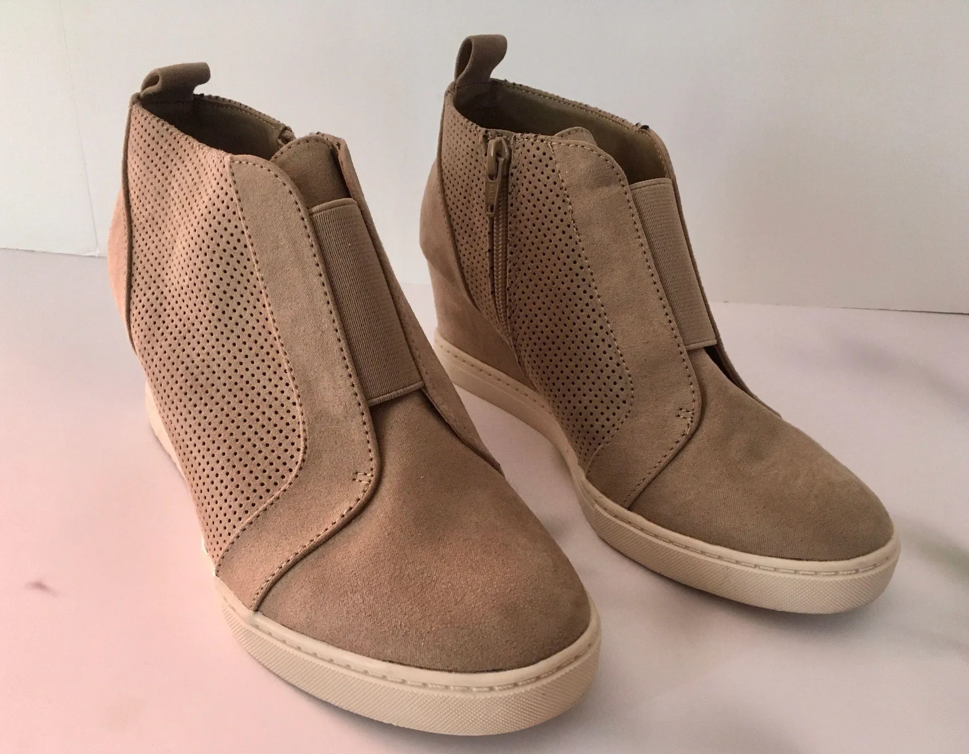 Wedge Ankle Boots, Size 7 Tan - Image 3