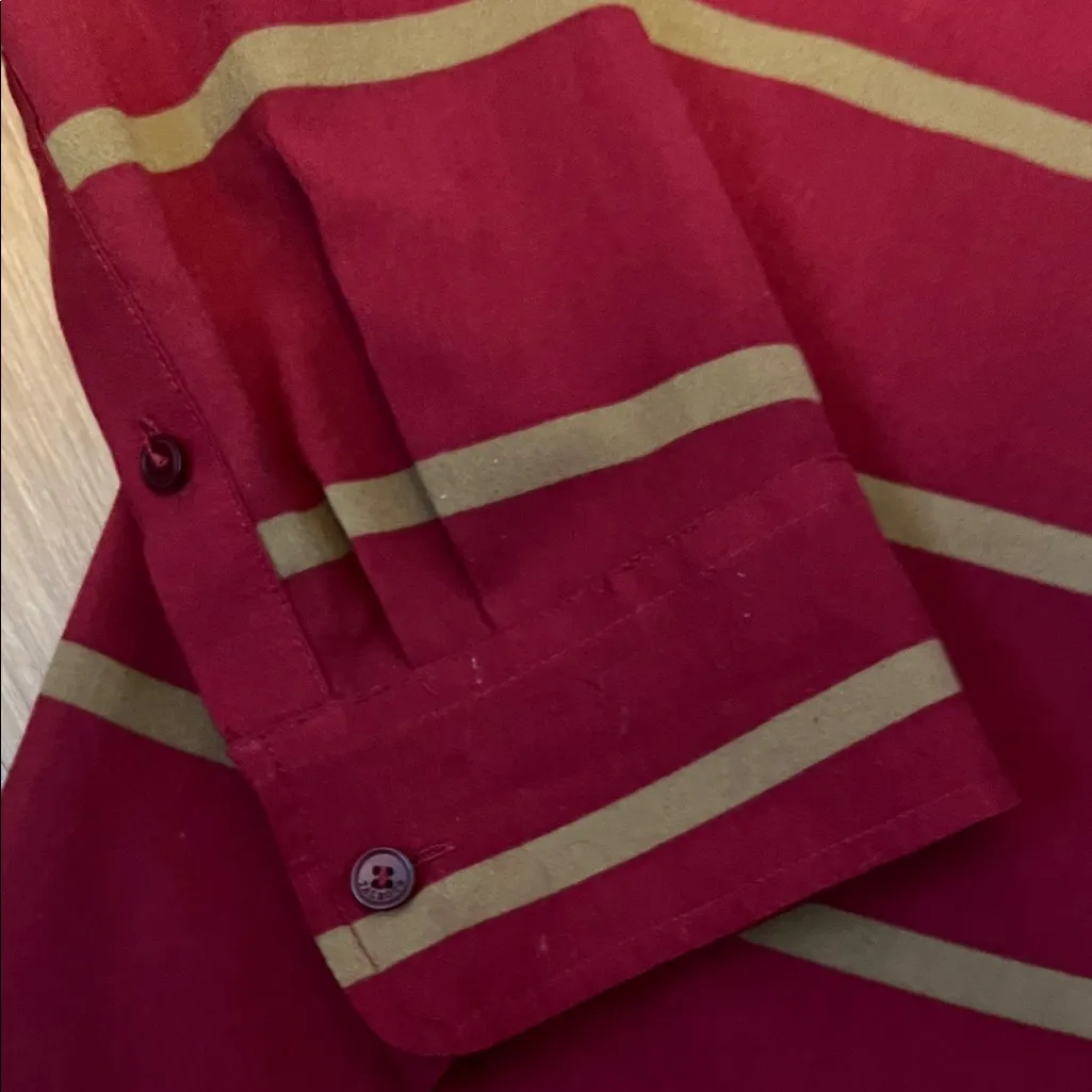 Talbots Burgandy and Tan Striped Blouse v neck medium like new - Image 4