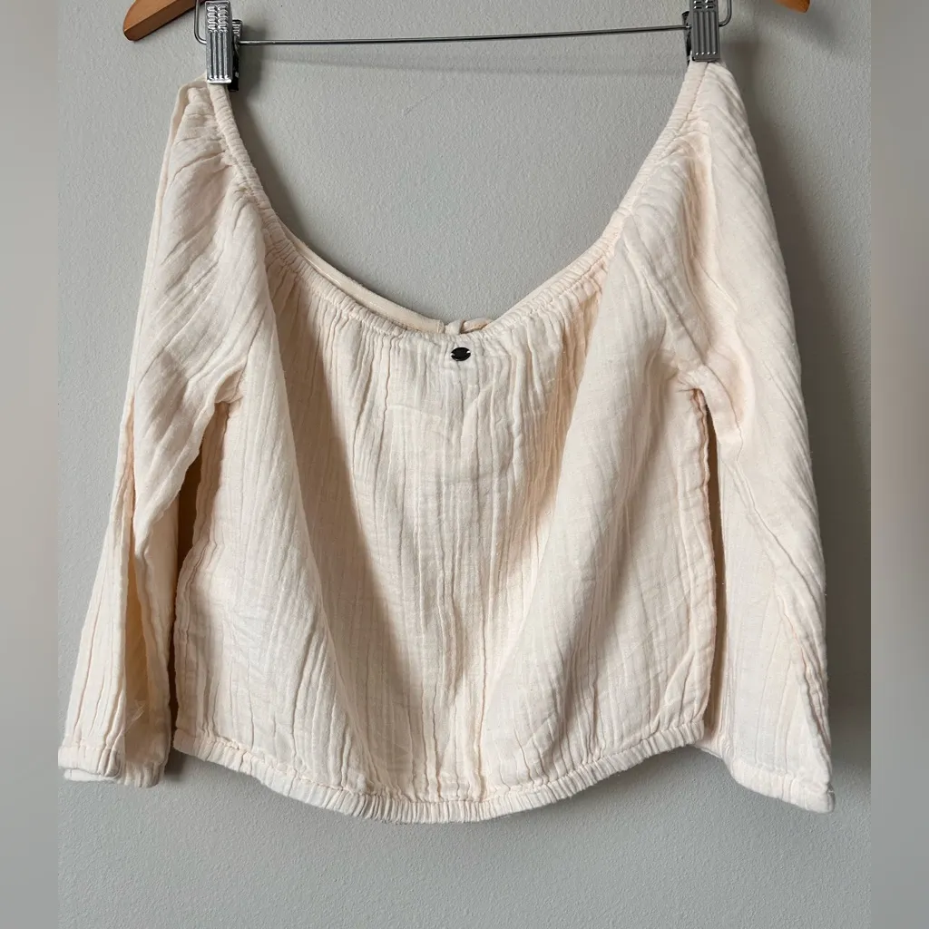 Roxy Cream Off-Shoulder Blouse - Image 3