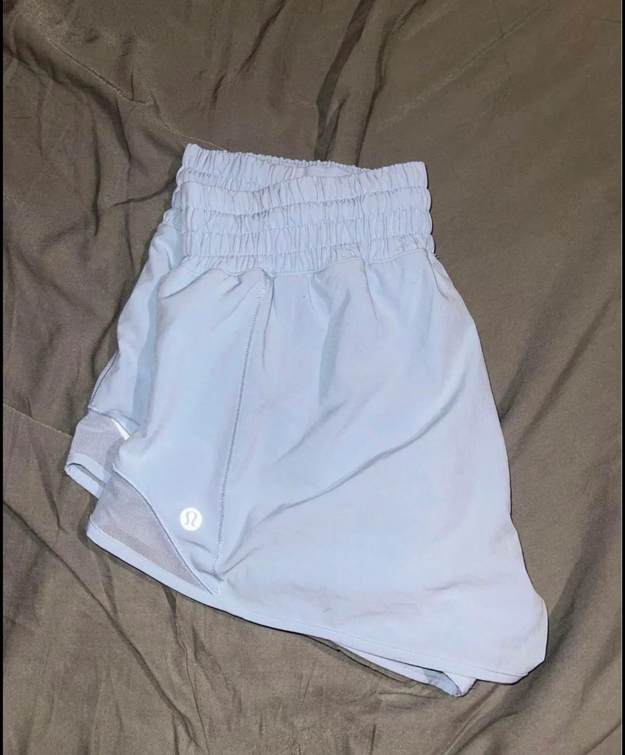 Lululemon Blue Linen Shorts! - Image 2