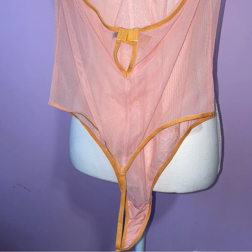 Victoria's Secret Very Sexy V Wire Lace Teddy M Angel Pink Thong Halter Mesh - Image 9
