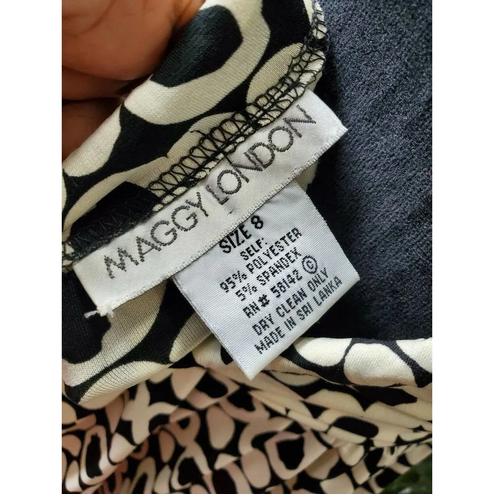 Maggy London Women's Black & White Polyester Scoop Neck Knee Length Dress Size 8 - Image 8