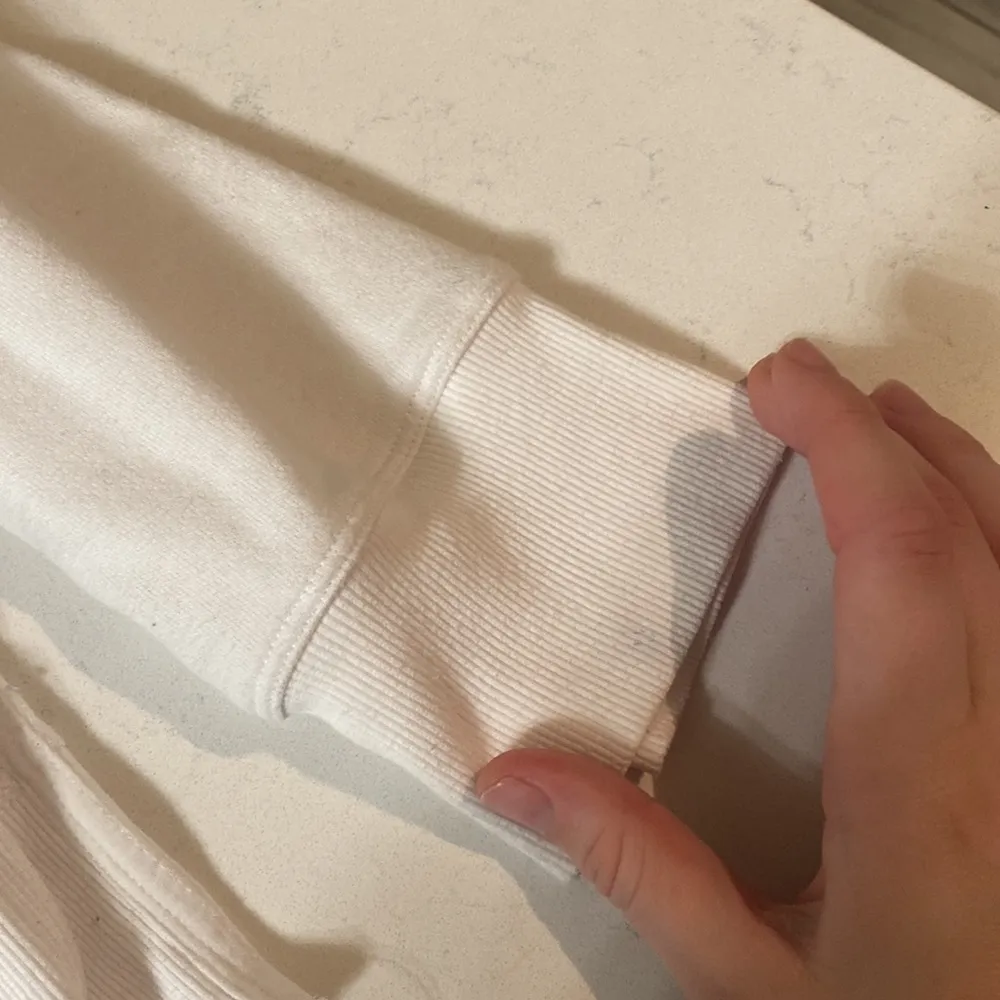 Calvin Klein Performance Pullover Hoodie size large - Image 6