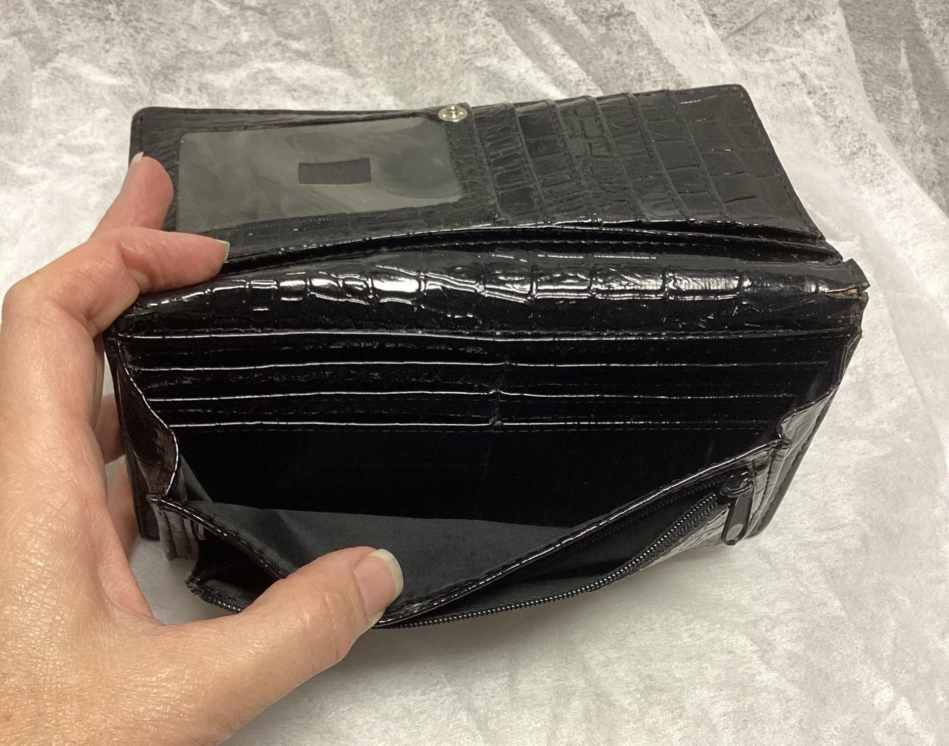 Reaction Black Wallet - Image 7